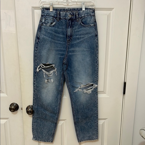 American Eagle curvy mom Jean size 4 ripped distressed - Picture 1 of 7